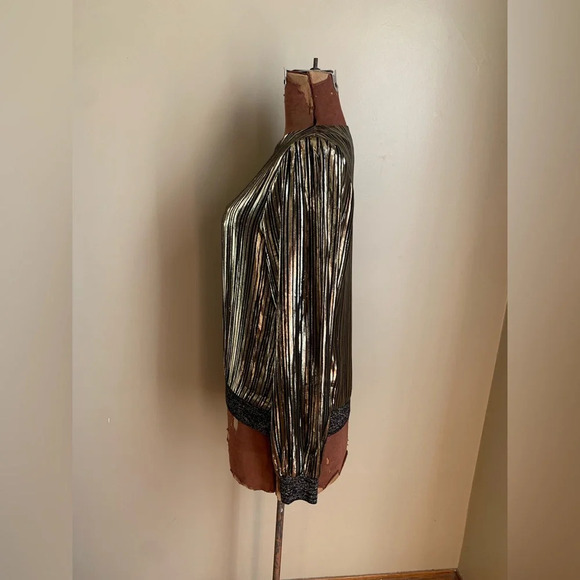 Vintage gold and silver blouse, 1980’s 1970’s John’s girl top, disco shirt - Picture 8 of 9